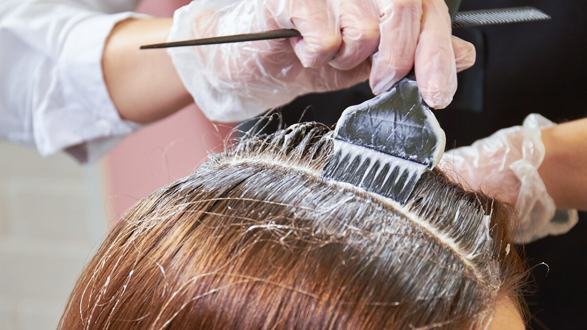 13 Ways to Remove Hair Dye from Skin - MYSA